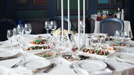 Das perfekte Dinner und Wein: Welche Weinbegleitung wirklich funktioniert