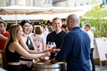 Stuttgarter Weindorf 2026 – Programm, Speisekarte, Termin